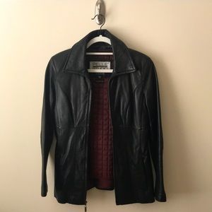 WOMEN’S LEATHER JACKET